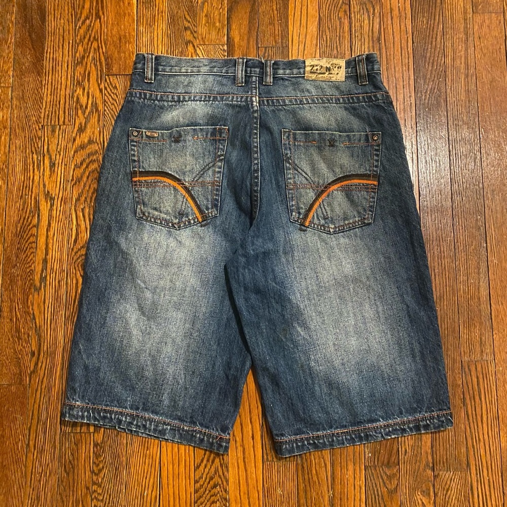 Vintage Y2K baggy south pole look alike jorts from NYC jean company.